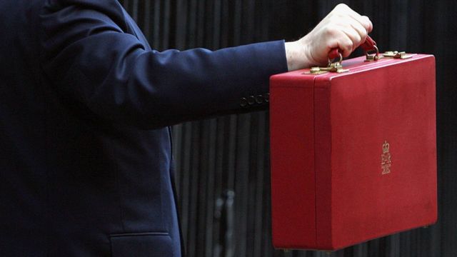 Spring Budget – a fuel duty rebate for commercial vehicles to help ease cost of living crisis, RHA tells Chancellor