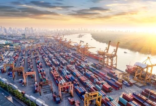 Customs delays top list of global supply chain challenges in new DP World survey