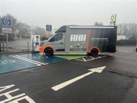 Government moves to align electric van rules with diesel