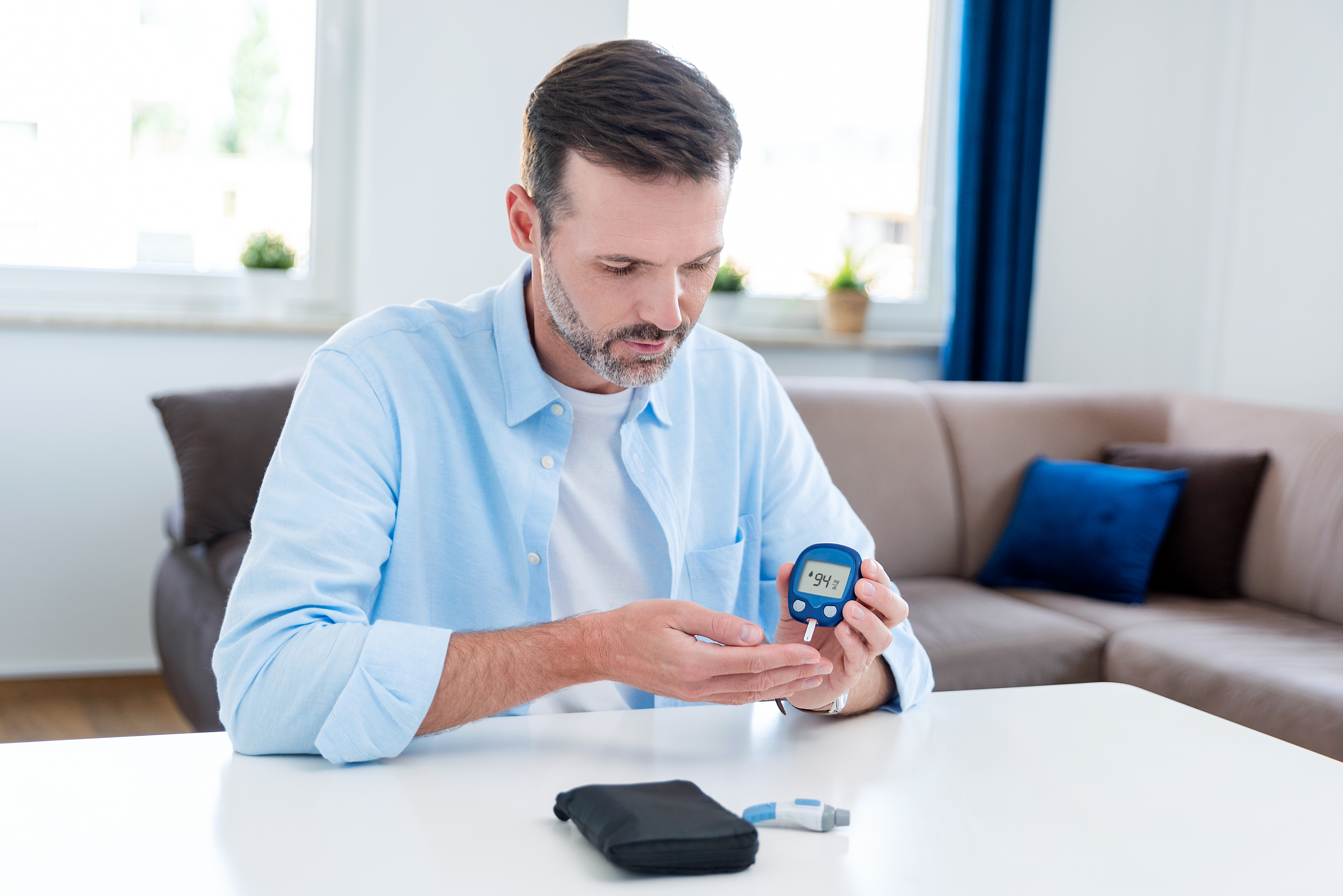 RHA pledges to two project to support diabetic staff