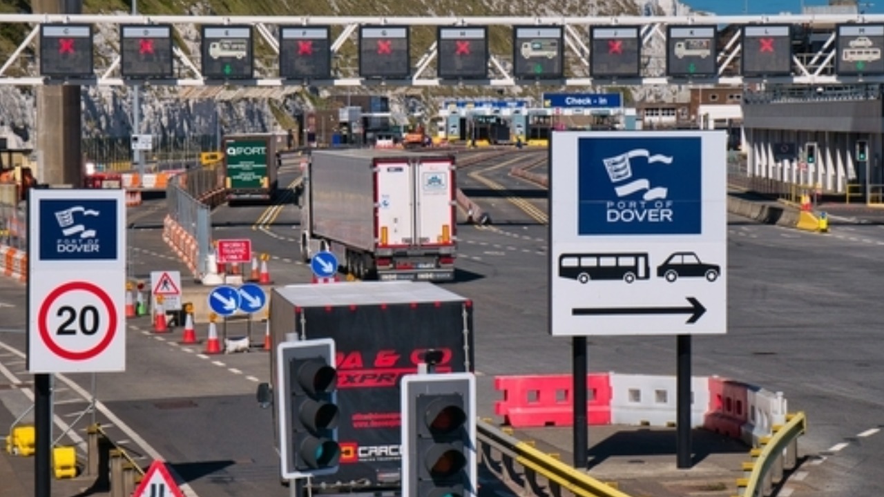 Schengen explained: The new EES system and 90/180 rule set to transform travel by 2026