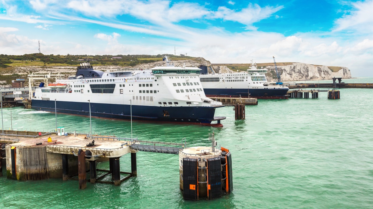 Dover – Advice for coach operators to minimise half term delays